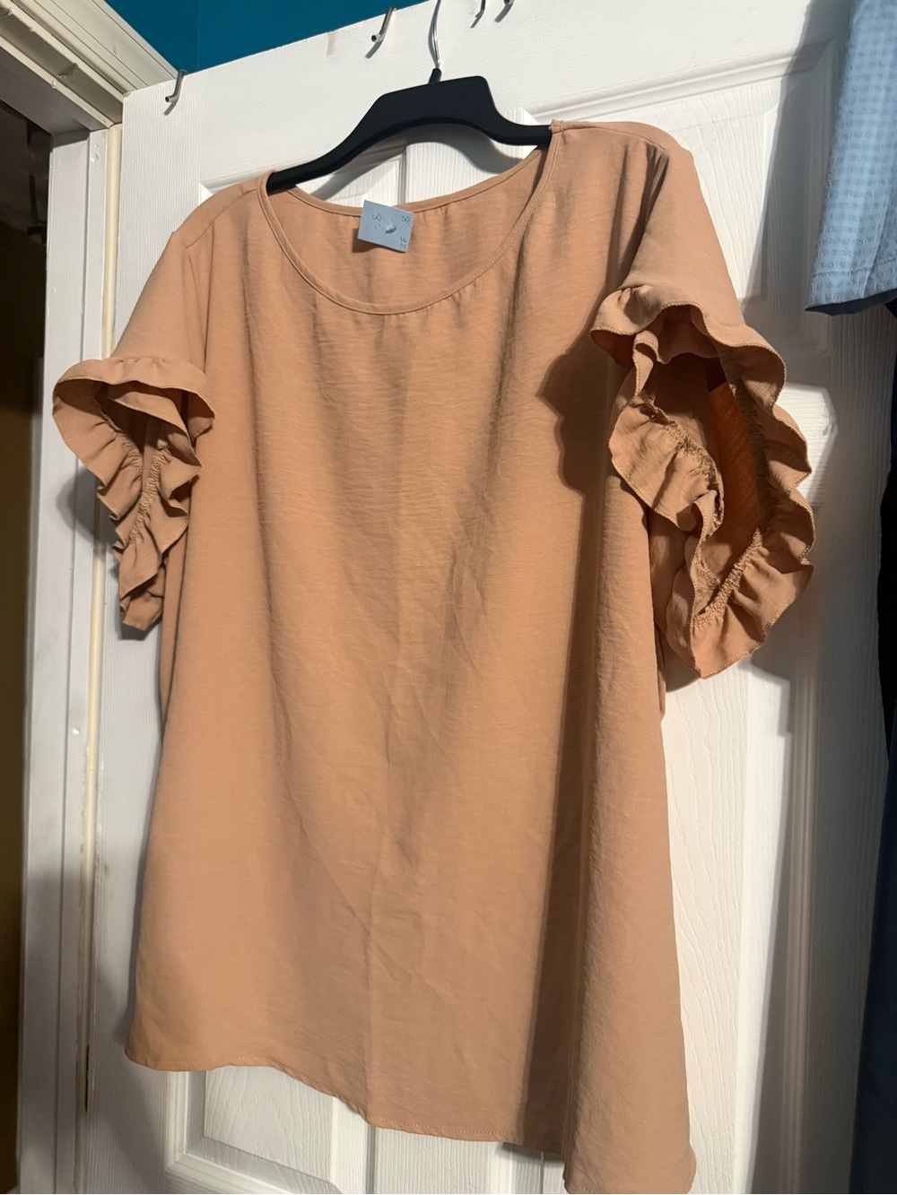 SHEIN Dusty Peach Ruffle Sleeve Short Sleeve Tee